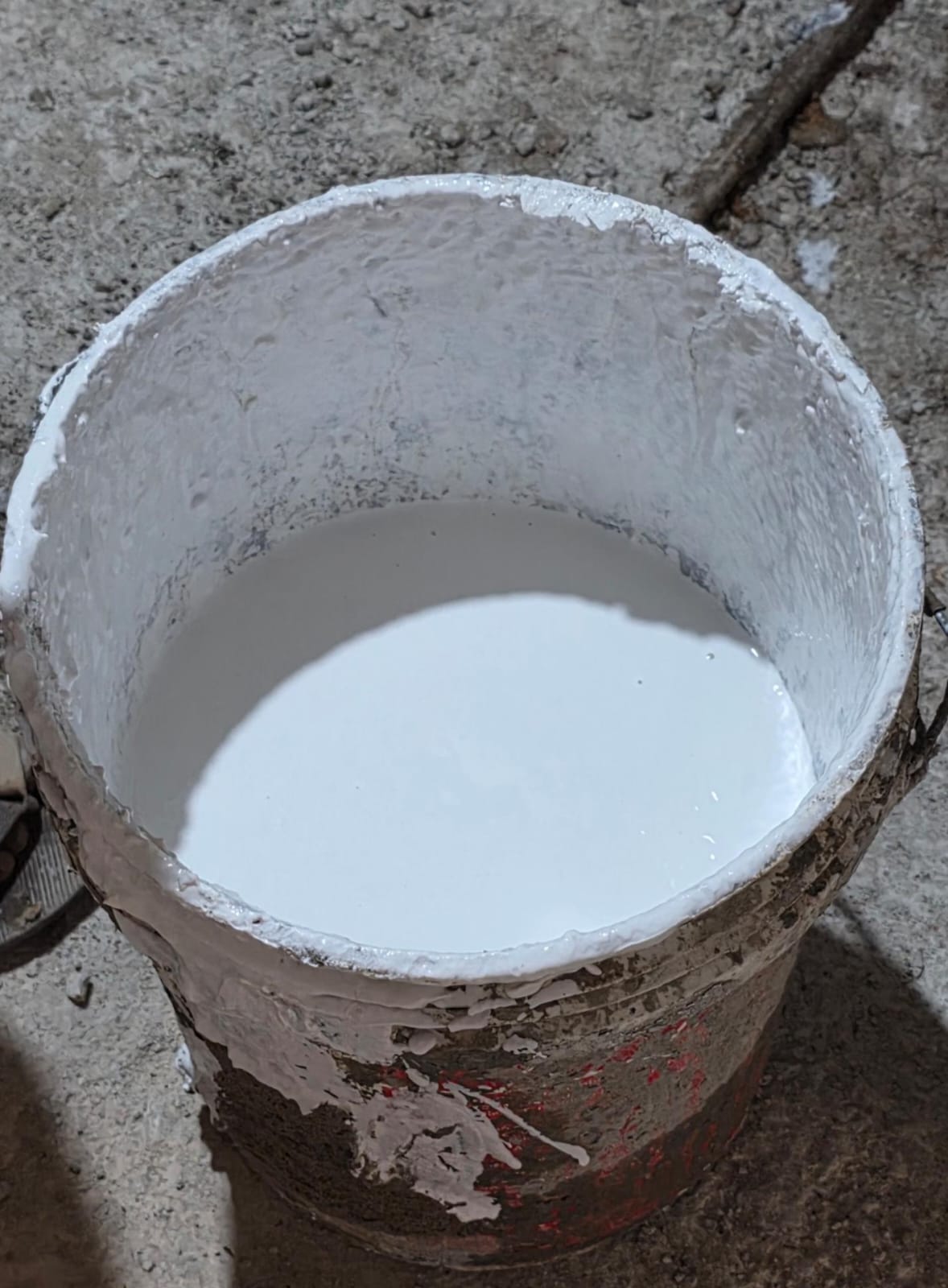 Lime plaster application on exterior wall surface